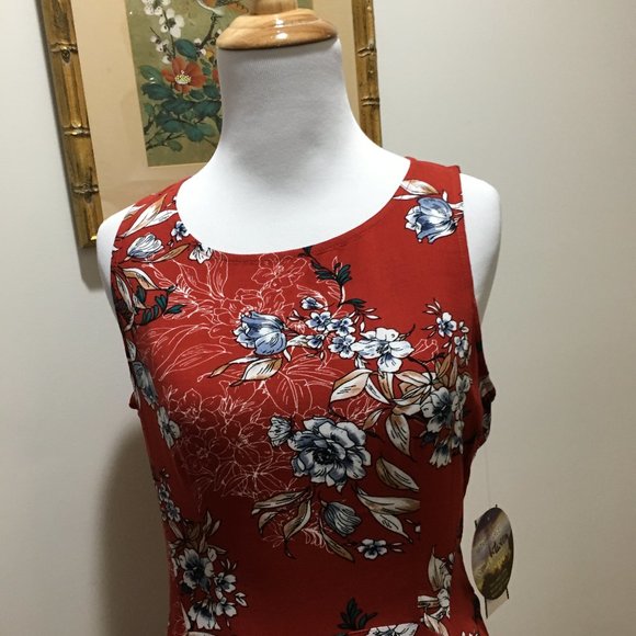 Bebop Red Floral Dress - Picture 2 of 8